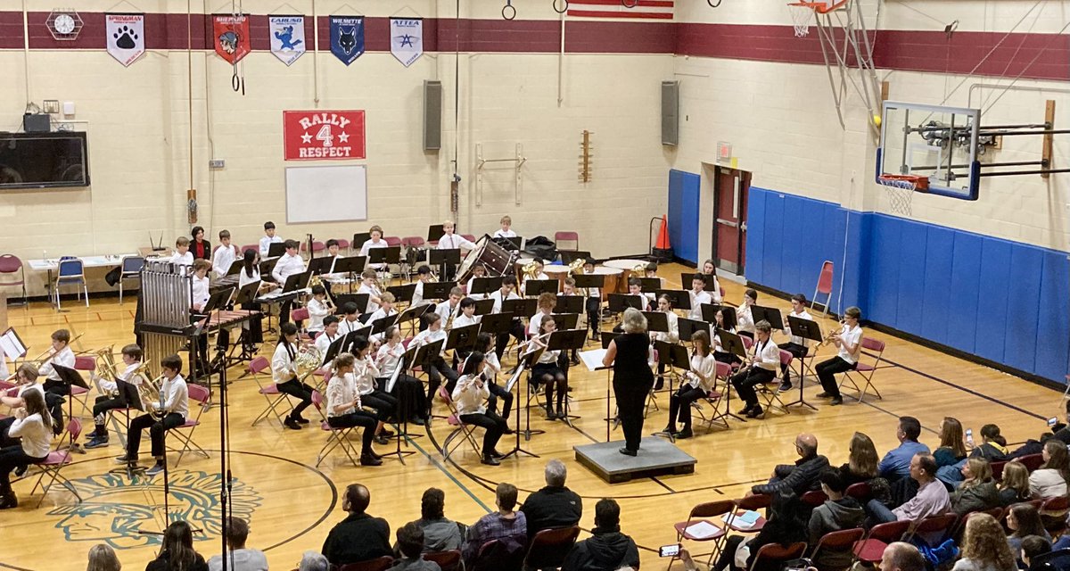 d28bands's tweet photo. We are so proud of the D28 Junior Band &amp; @NBJH_D28 Concert Band! These kids played their hearts out tonight! Thank you to everyone that supports our young musicians! @D28Northbrook  #D28Empowers https://t.co/7S0fOrbTUO