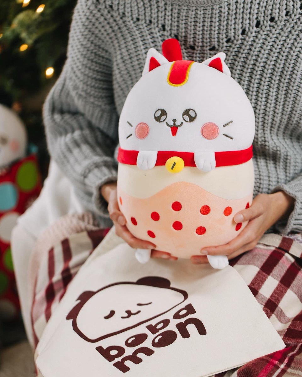 bobamonofficial's tweet photo. 🎄Tis the season with Bobamon!

Bobamon plushies are the perfect gift. Tag a friend who would love Pearl ☺️

#bobamon #boba #plushies #holidays https://t.co/hPDpwknEKb