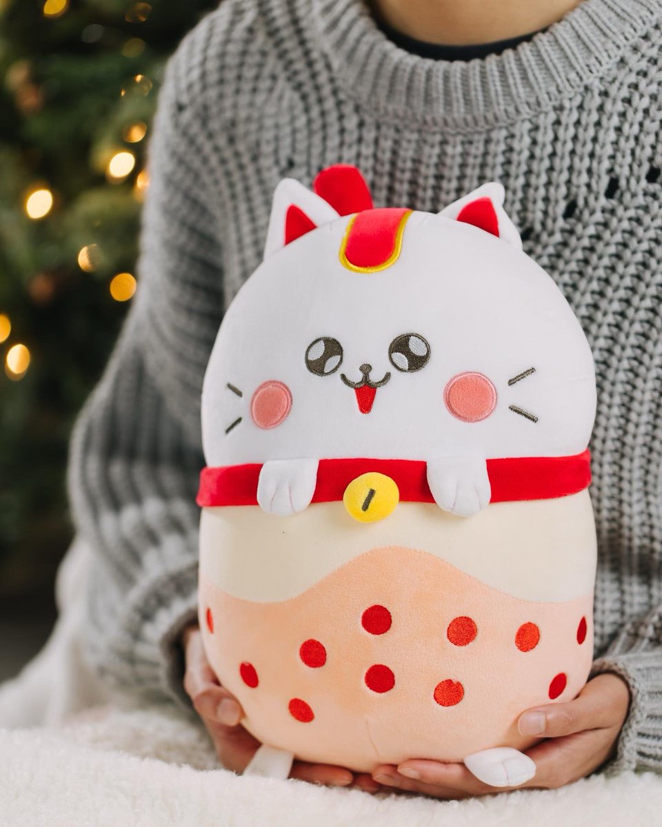 bobamonofficial's tweet photo. 🎄Tis the season with Bobamon!

Bobamon plushies are the perfect gift. Tag a friend who would love Pearl ☺️

#bobamon #boba #plushies #holidays https://t.co/hPDpwknEKb