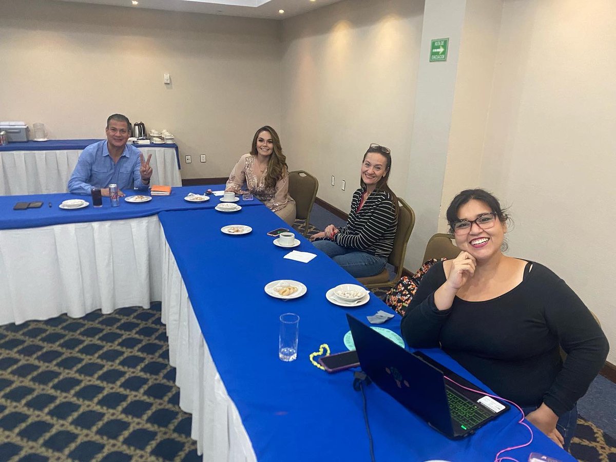 AlcidesMontano's tweet photo. “Más Mentes” el nuevo ciclo de conferencias que ya estamos alistando para ti 25 de Feb. 2023.
El talento de muchas personas reunido para ti. 
Aydeé Montes, Gaby Rodríguez, Sandra Morales Kott, Cilia García, Jade Yañez, Eduardo Aviña,Martín Pantoja, Oliva Ramirez y su servidor. https://t.co/v0iJQ0Zckp
