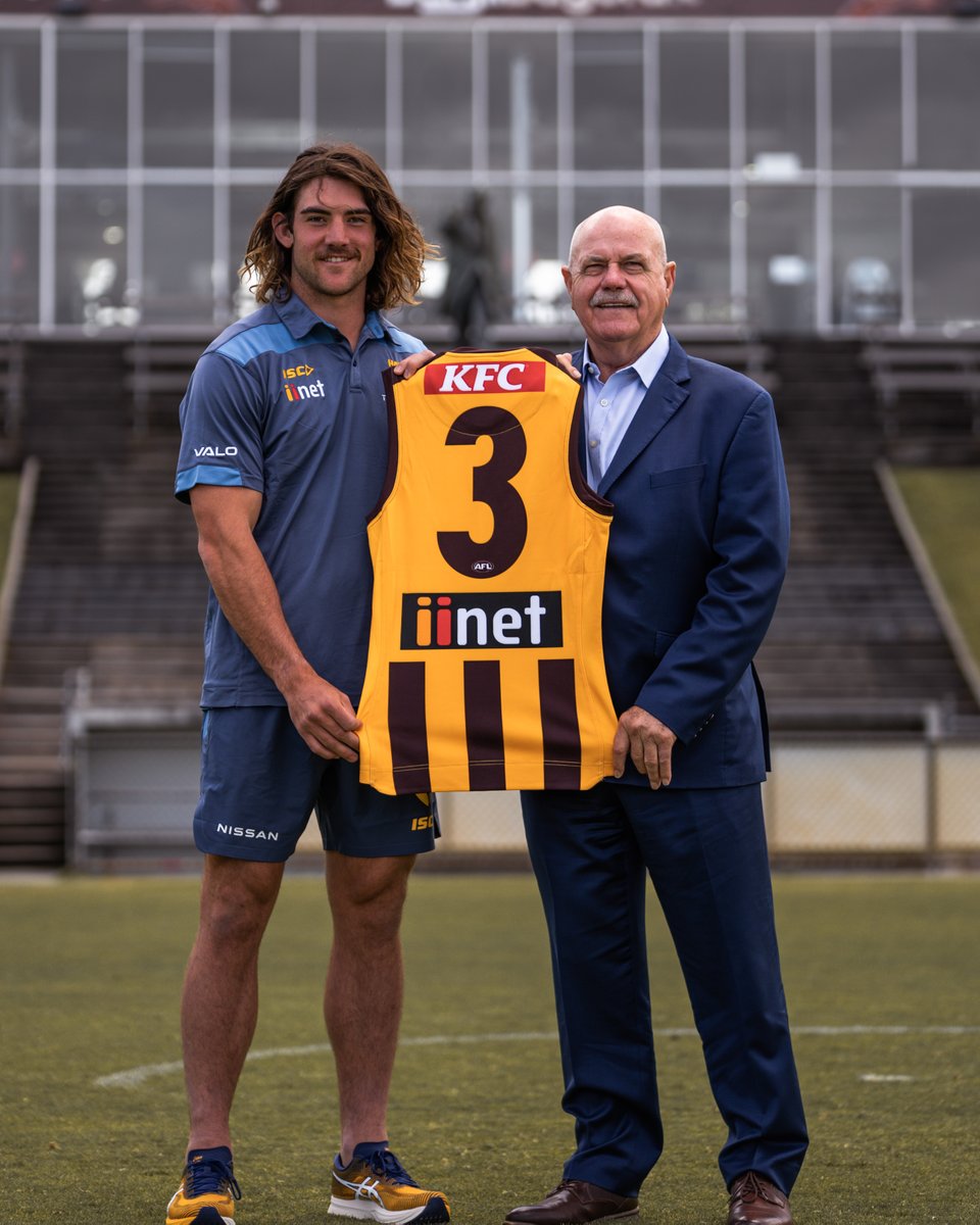 HawthornFC's tweet photo. Special. 💛 https://t.co/vly9STPufe