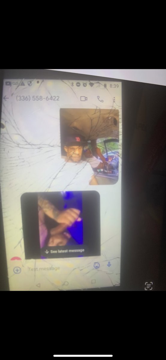 IssaBout_Tine's tweet photo. @yayitskyraa GO THRU THAT PHONE #lmaoooooooooo https://t.co/qQYDIg7AFc