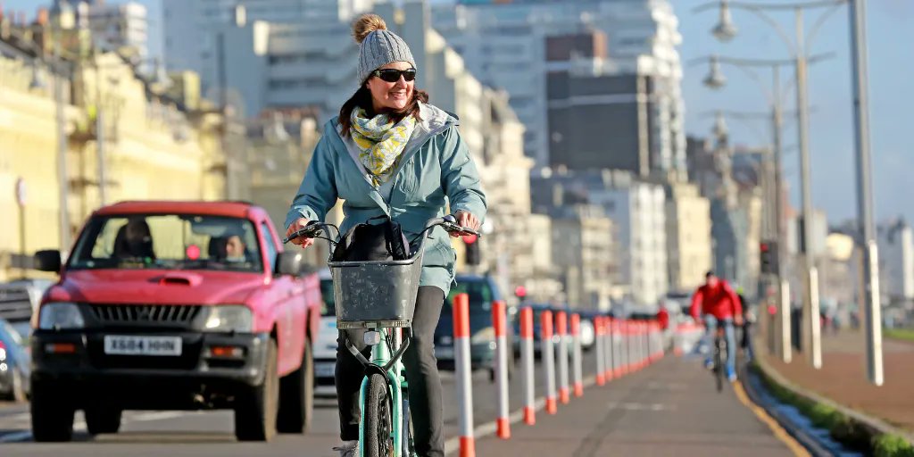 Winter cycling for your wellbeing ❄️? Wrap up warm and give biking a spin with these secret benefits to biking in colder weather... ✅ Boosts your mood ✅ Helps you exercise harder ✅ Saves money on fuel ✅ Great for fresh air #wintercycling