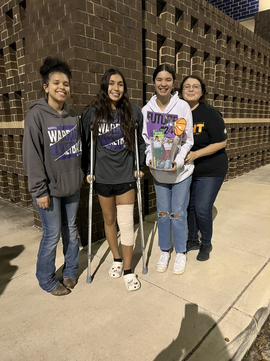 Thank you for the goodies appreciate the kindness Warren Warriors family <a href="/Warren_GBB/">🏀 Warren Girls Basketball 🏀</a>