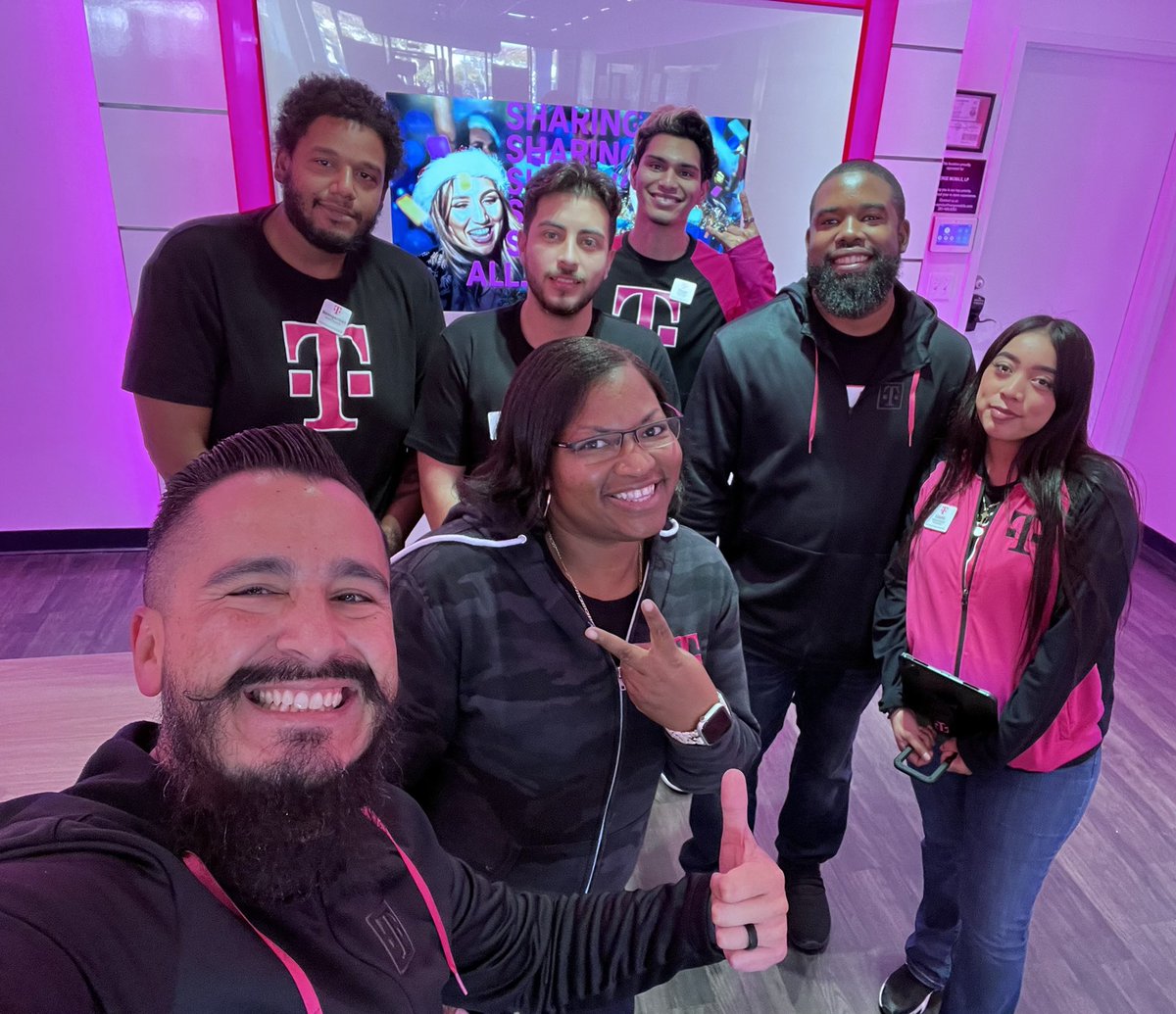 Inspired by the one and only <a href="/kaviniat/">KaVinia Tindall</a>, <a href="/bryant0405/">Bryant Mitchell</a>, and Verge Team doing big things in 🌴 Santa Barbara!