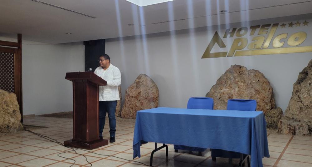 Oscar_CubaTSP's tweet photo. Hoy concluyó con buenos resultados el IV Taller Nacional de Asesoramiento Jurídico y Legislación @CubaMinjus con muy aportadoras ponencias del Prof. Reynier Limonta, @Liliana_TSP, la Directora Jurídica de @ContraloriaCuba, entre otras, y las intervenciones de los delegados. (1/2) https://t.co/LLhRFNPozg