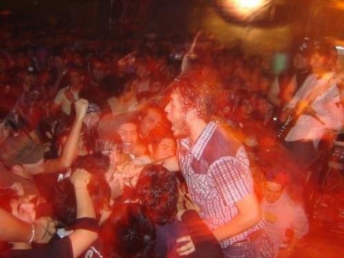 Ali Carrera tweet media