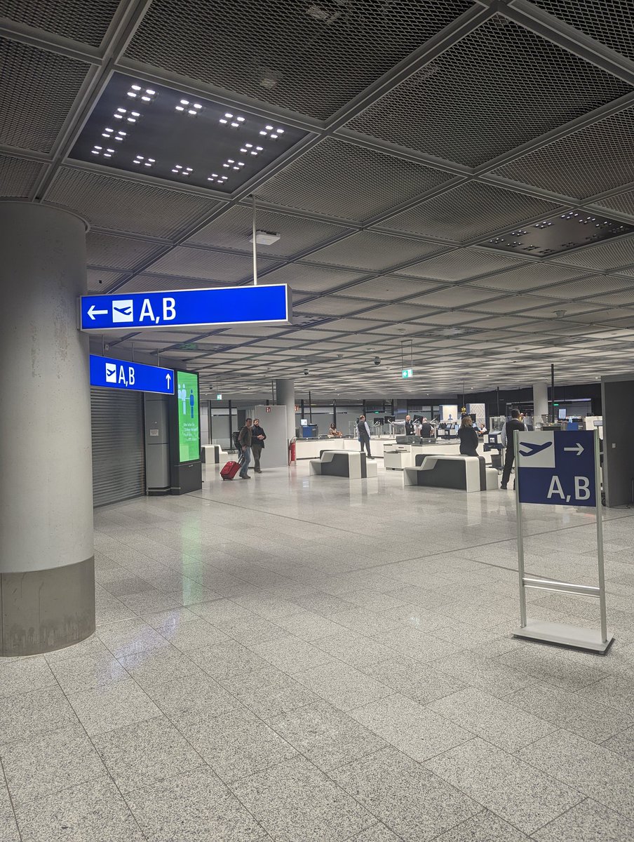 This is not how signs work, Germany