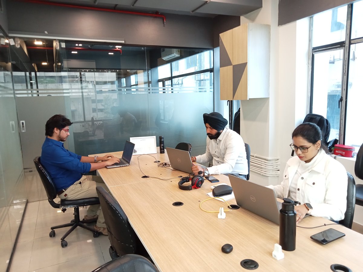 prismforce's tweet photo. Happy to announce we have opened a 𝗻𝗲𝘄 𝗼𝗳𝗳𝗶𝗰𝗲 𝗶𝗻 𝗞𝗼𝗹𝗸𝗮𝘁𝗮!
Here's the first look:
Interested in working with us? 

We've openings for Backend Engineers, Data Scientists, Frontend Engineers, Product Managers amongst others.
Share your CV at careers@prismforce.ai https://t.co/sAWWrERLHP