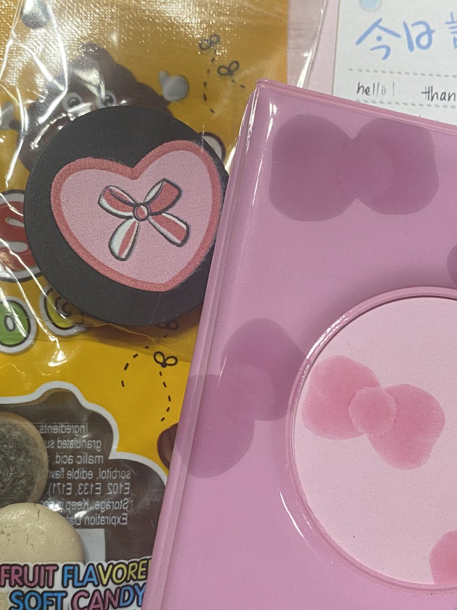 2by2staysh1's tweet photo. #vvanillaproofs from: @vvanillabuys ! 

thank you so much for packing the collbook securely and for the generous freebies! till our next po https://t.co/aK2HtmzT9V