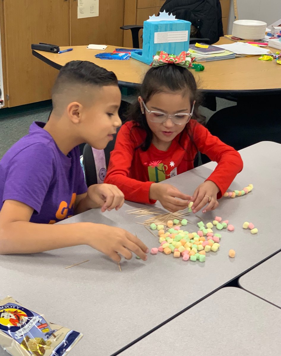 Esther Lopez Manning tweet media