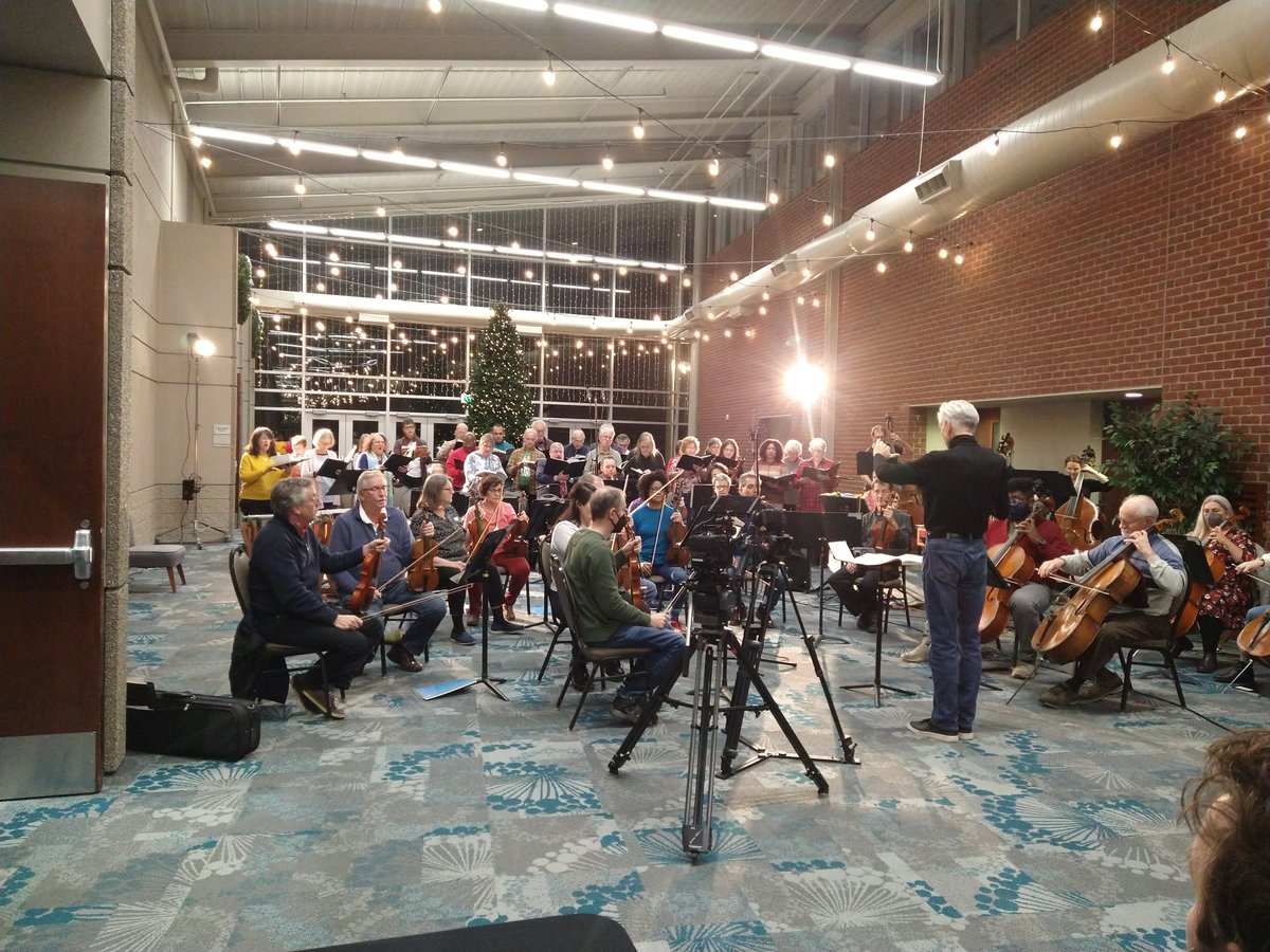 International Symphony Orchestra tweet media