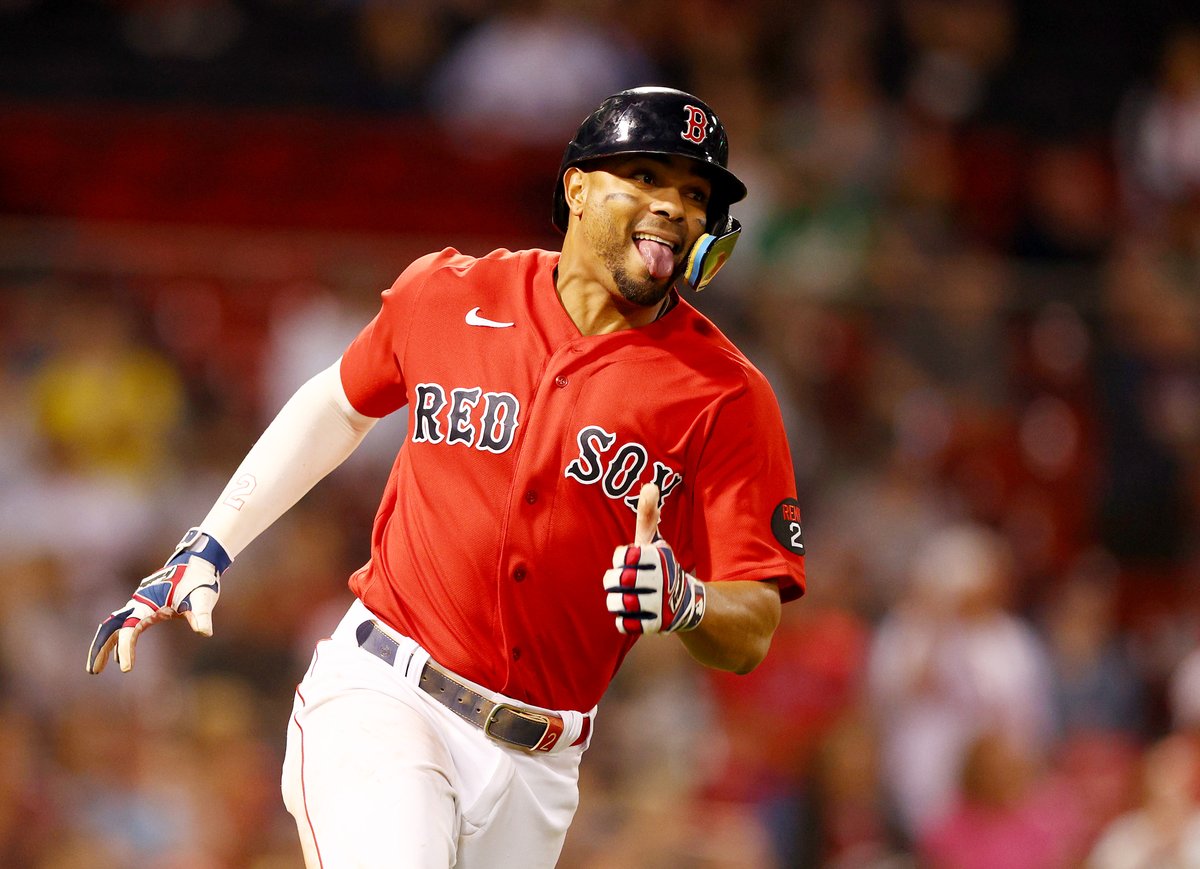 Bleacher Report (@bleacherreport) on Twitter photo Xander Bogaerts has agreed to a 11-year, $280M deal with the Padres, per <a href="/JeffPassan/">Jeff Passan</a> Xander Bogaerts has agreed to a 11-year, $280M deal with the Padres, per <a href="/JeffPassan/">Jeff Passan</a>