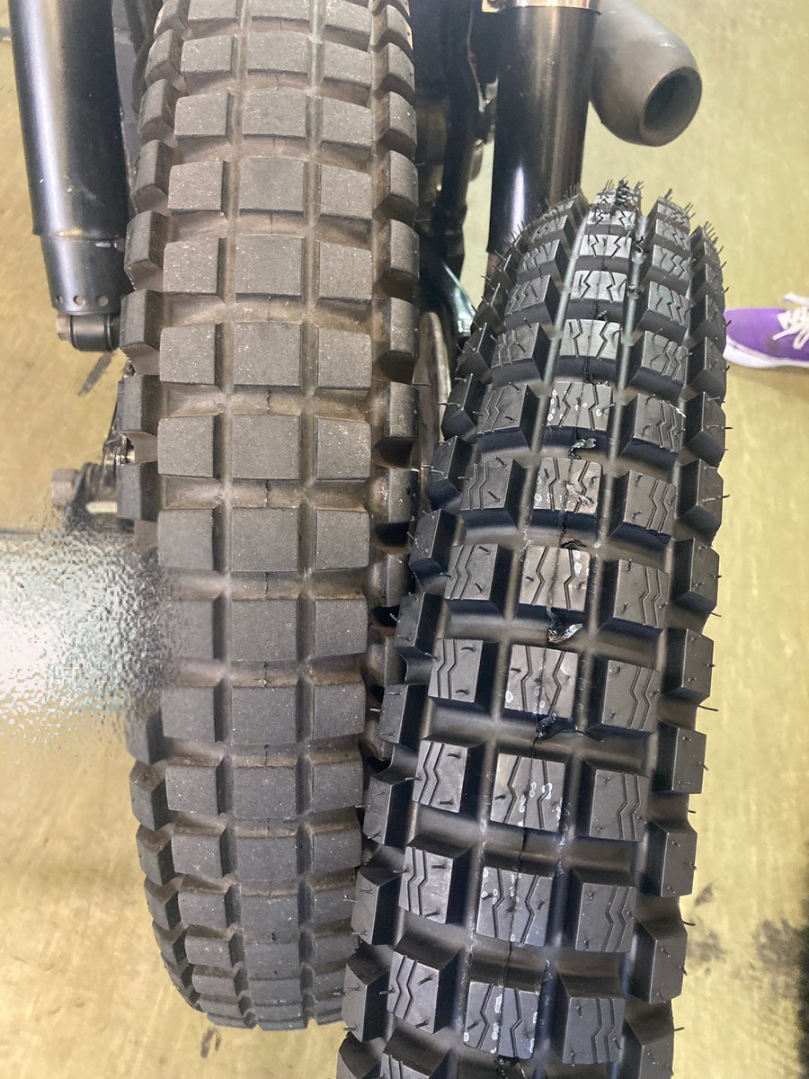 MotelTriangle's tweet photo. 1号機のバイクドック(健康診断)とタイヤ交換、4号機はやっとこさキャブ交換で入院、早く4号機でキャンプ行きたい
これでまた安心して旅にでれます。 https://t.co/VGFW2NTPna