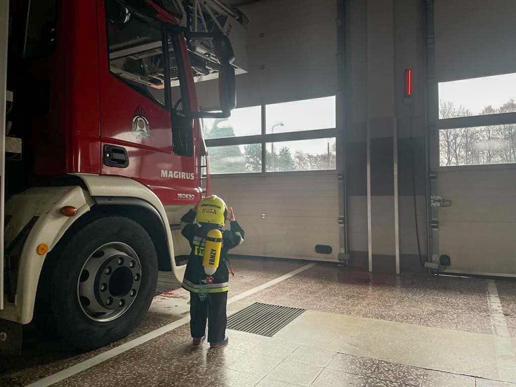 O Maciusiu Który Marzy By W Pożarnej Służyć Straży @KPPSPPszczyna on Twitter: "🧑🚒🚨🚒 Pięcioletni Jakub, który na co dzień