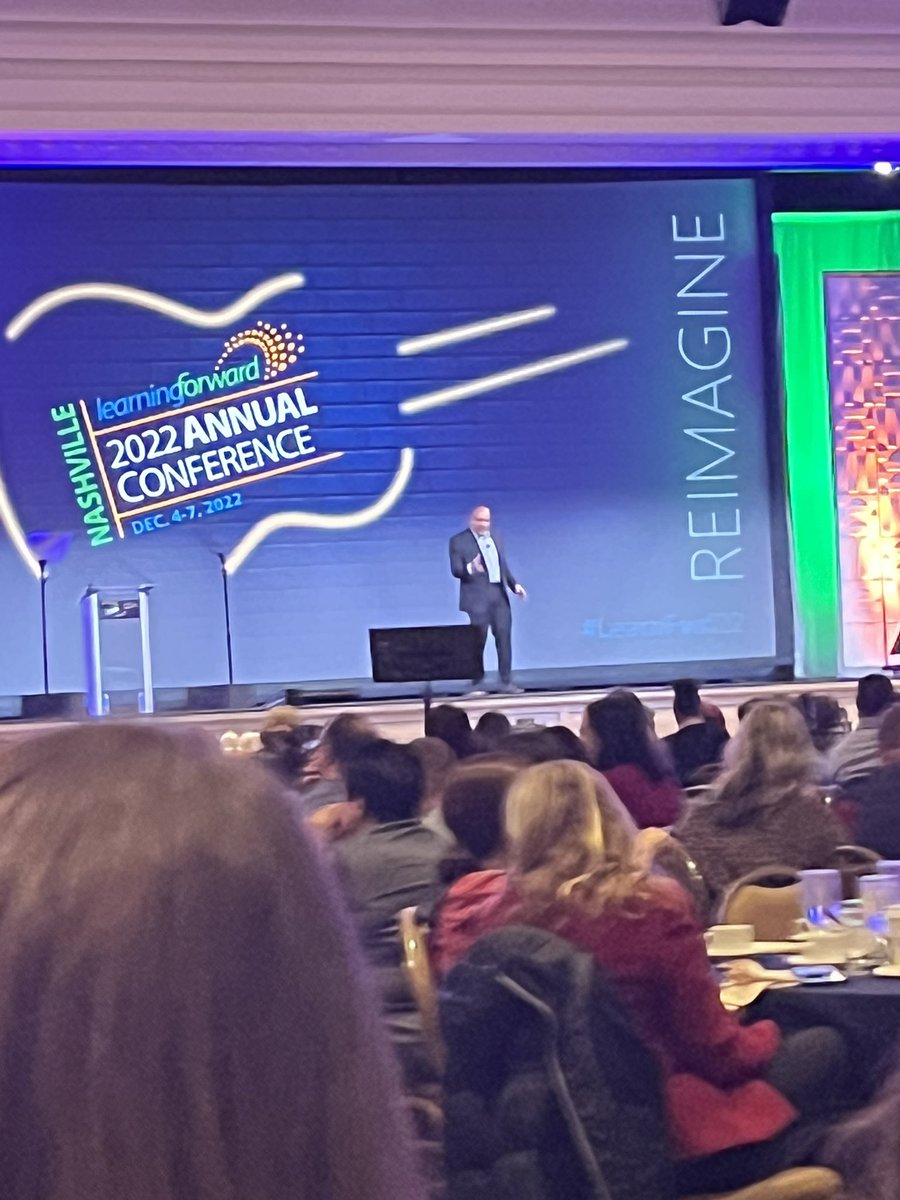 EPS_TambarkCrk's tweet photo. Baruti Kafele was amazing today at the 2022 Learning Forward Annual Conference #eachstudentmatters https://t.co/p0hWHQ7or9