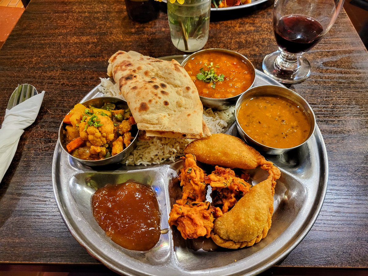 ShalinGala's tweet photo. Vegan thali for the win 🙌 https://t.co/Hyq4gv5M2g