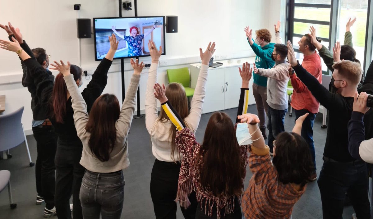 thelaughterman1's tweet image. The festive season is here with us. What plans do you have for the end-of-year party? How about you try something new, like incorporating laughter yoga into your party this year? 
Wondering how? Let&apos;s have a chat.
#PeteCannTheLaughterMan
#HowToGetMoreDone
#HowToBeMoreProductive