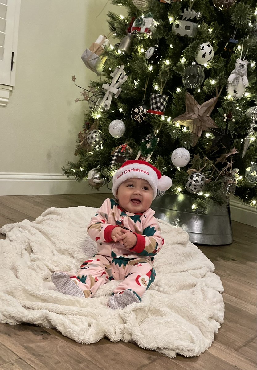 daisy_nicole01's tweet photo. Here’s to 8 Months 🥹❤️ https://t.co/rG9S5hNWv5