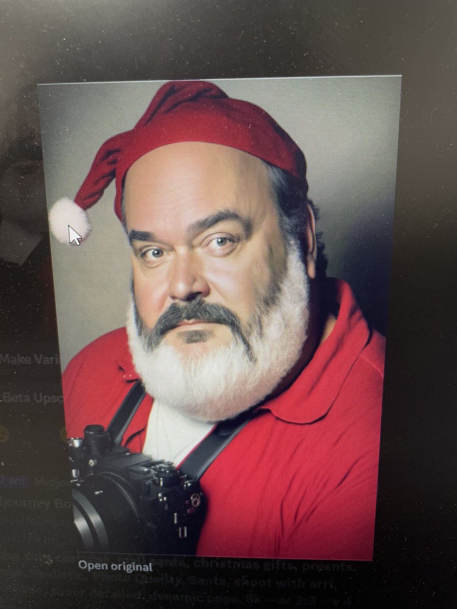 Iambuddygreen's tweet photo. @MrMikeCalta Calta Claus https://t.co/V1OJf7wElj
