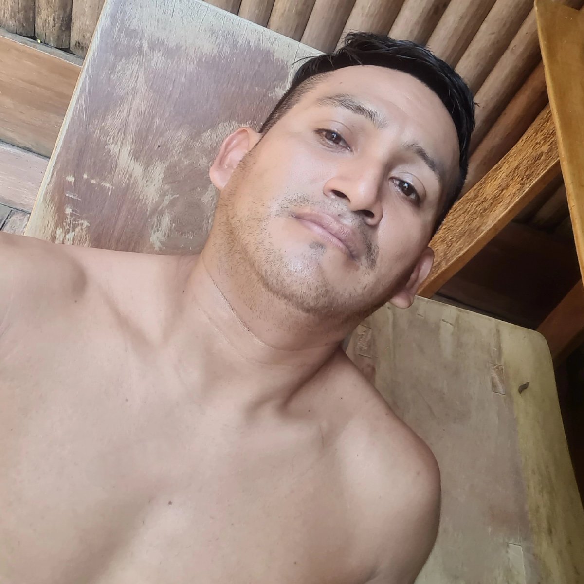 ENRIQUECARASEOC's tweet photo. #NuevaFotoDePerfil https://t.co/0j2rRTtrVk