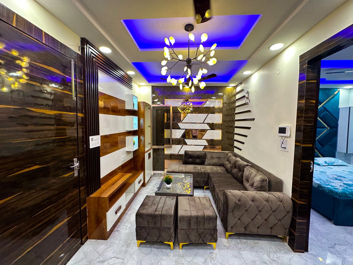SBAPropertiesP1's tweet photo. Spacious &amp; Luxurious 3 bedroom 🏘️ apartment in Delhi for sale with lift and parking. Don't miss this amazing deal 🤝  GRAB NOW

📲 #CALL ON 9625353911

#post #explorepage  #sbapropertiespvtltd  #3bhkflat #foryou  #dailypost #postoftheday https://t.co/zrCDVbvCgd