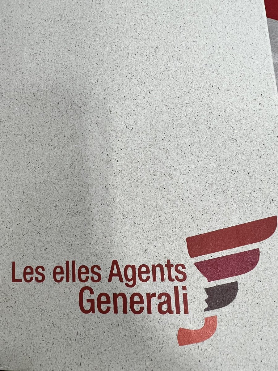 ACourquin62's tweet image. Des femmes inspirantes et inspirées! 🤨👩🏼‍💼🤩.Échanges hyper enrichissants remplis de bienveillance ☺️autour de la journée #LesellesAgents avec @Chapelotte @ZahiaZIOUANI @SandraLeGrand1 et Laetitia Léonard. Oser, doser, décider, assumer, s’entourer, partager,jongler, s’engager 🦁