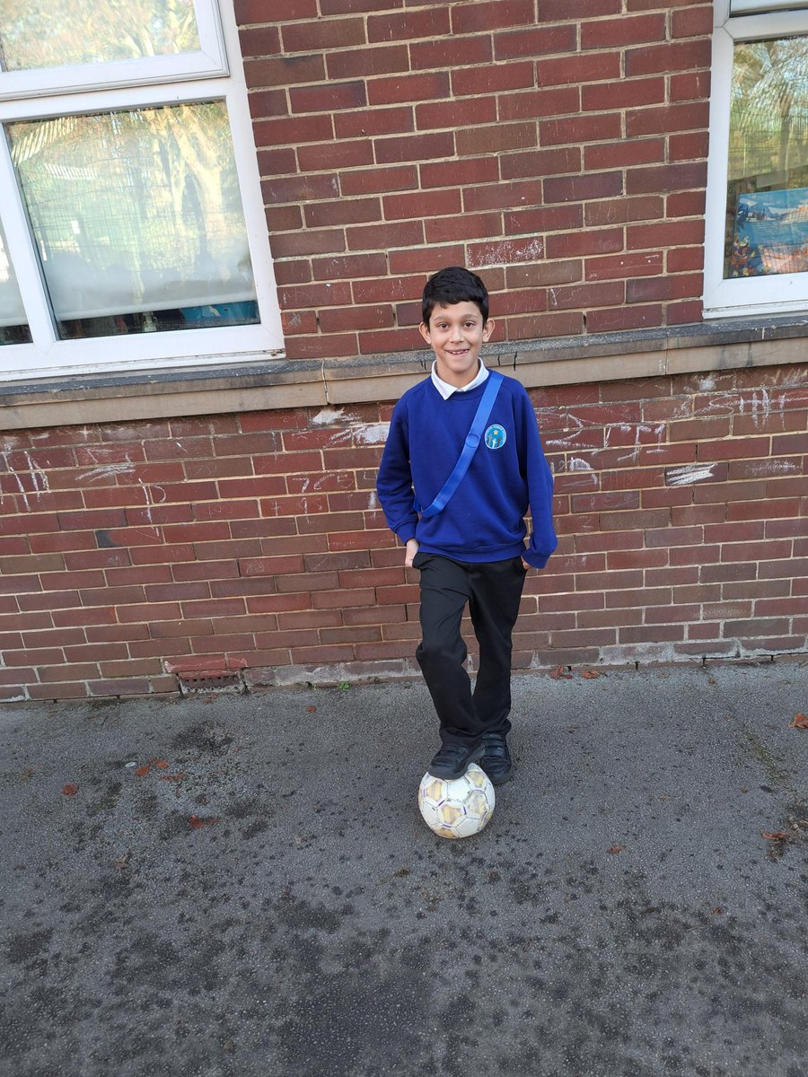 PE_boothroyd's tweet photo. Breaking news coming out of @BoothroydAcad, whilst playing for his own team last night, this young man was scouted by Leeds United's Academy. He will now have the chance to go for trials. What a fantastic achievement! Very proud of you. Leeds United's future number 10? I hope so! https://t.co/YHslBjx0S4