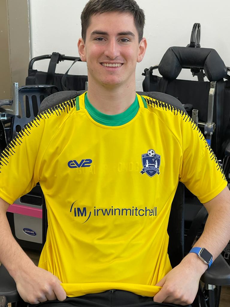 PIandMedNeg's tweet photo. We’re delighted to sponsor the Goals Beyond Grass Bristol Powerchair Team. @GoalsBG are committed to making sport accessible for those with a #Disability – alongside powerchair #Football, they offer inclusive cycling, mixed ability football and much more: https://t.co/W6Hko7rgS5 https://t.co/8lAbOBXAur