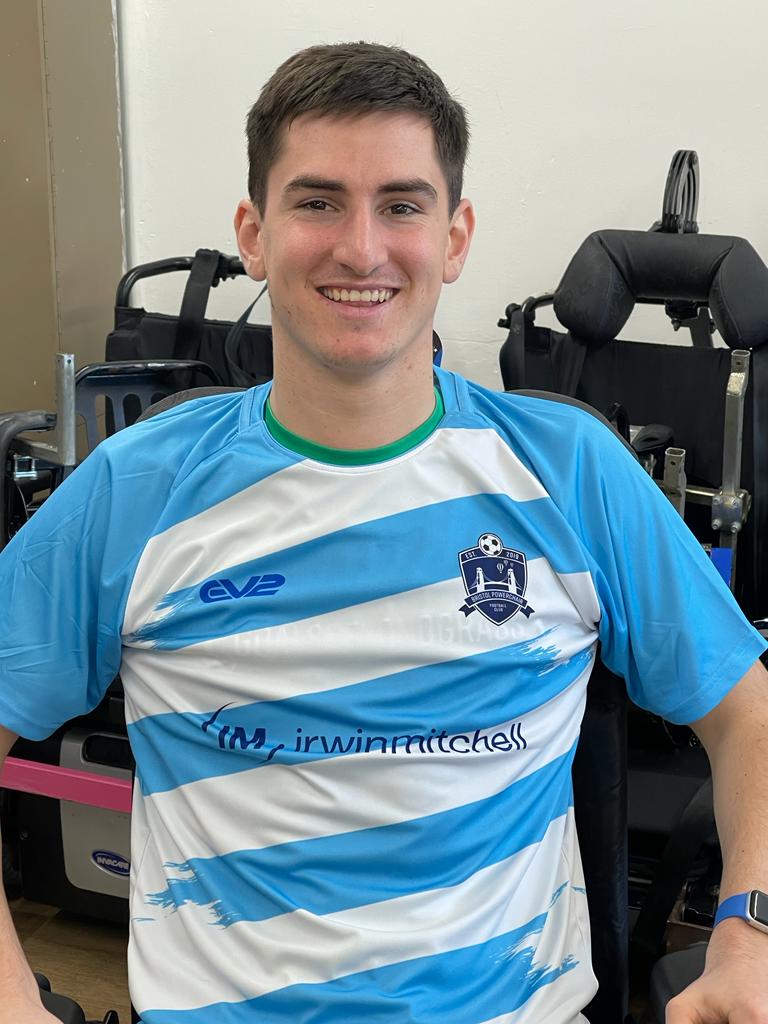 PIandMedNeg's tweet photo. We’re delighted to sponsor the Goals Beyond Grass Bristol Powerchair Team. @GoalsBG are committed to making sport accessible for those with a #Disability – alongside powerchair #Football, they offer inclusive cycling, mixed ability football and much more: https://t.co/W6Hko7rgS5 https://t.co/8lAbOBXAur