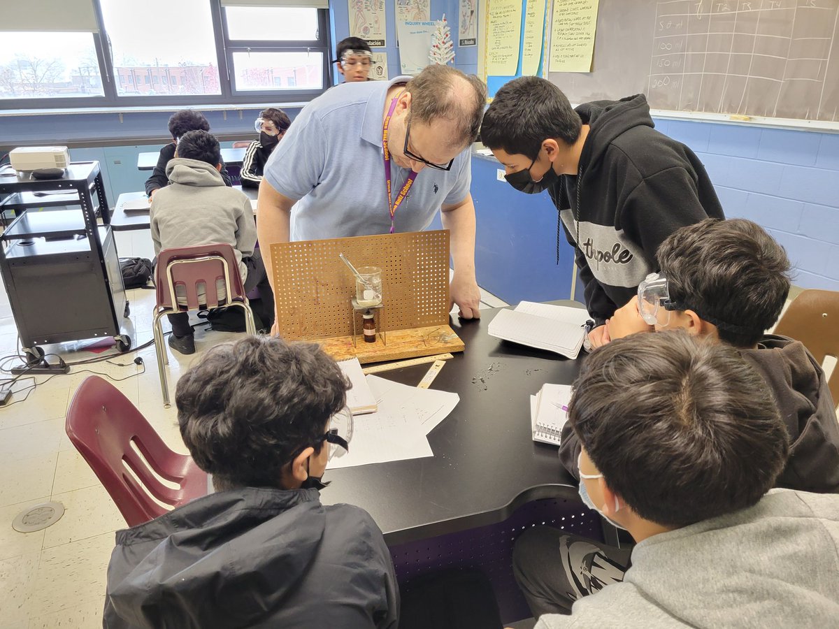 IrmaRuizSchool's tweet image. #GotScience? We do!!