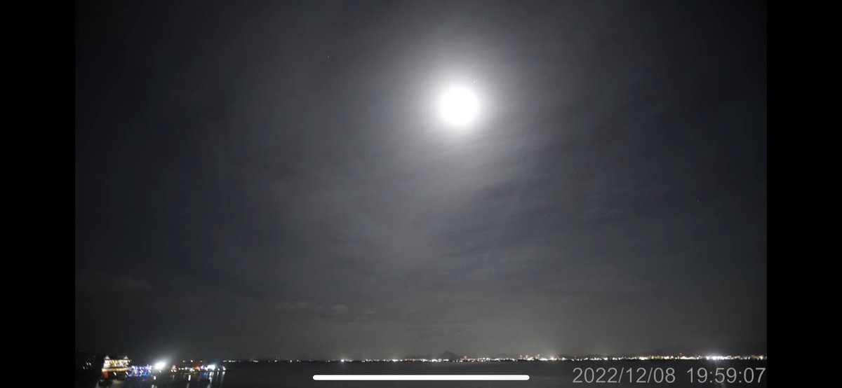 AJ4649AJ's tweet photo. #琵琶湖
#流星群
#ライブ
#BANTV
#コールドムーン🌕 https://t.co/EYqrKefFnT