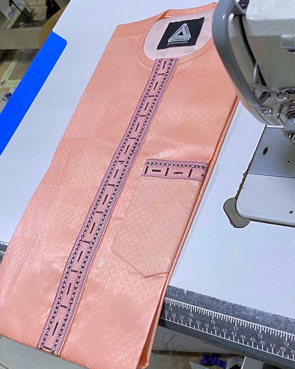 marmara_design's tweet image. Price 30k #call ☞ whatsapp 
☎️ 08030766992,

🔺the luxury art of tailoring 🧵
🔺bespoke kaftan
🔺it’s  international wide delivery ✈️