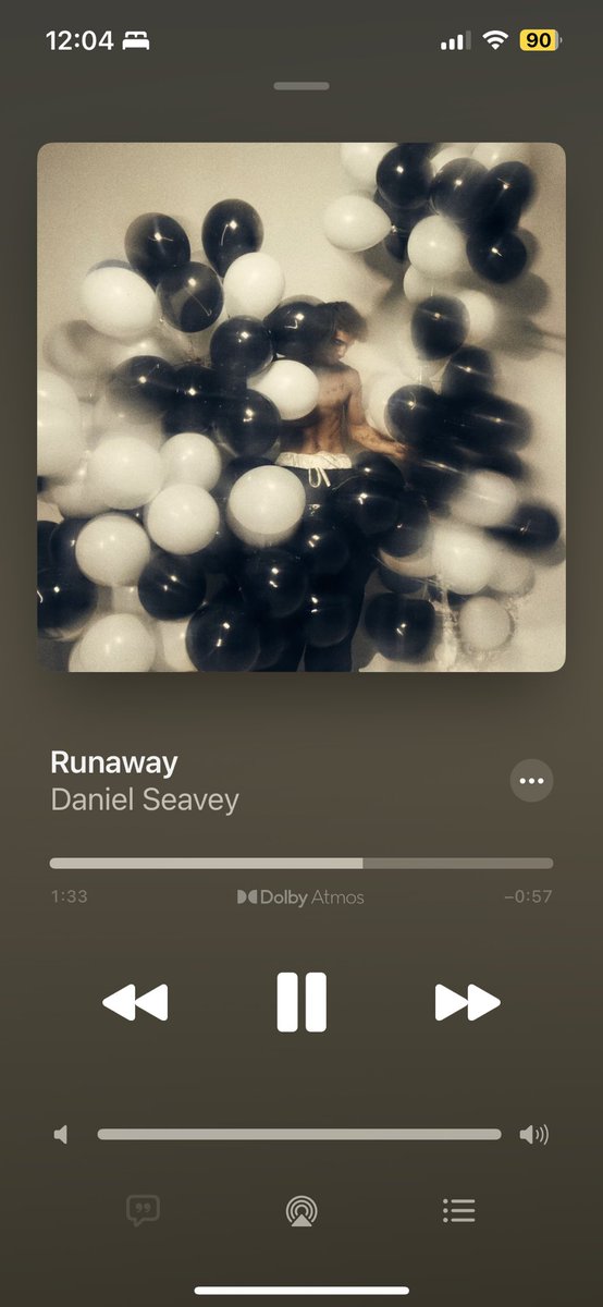 zachherronsjaw's tweet photo. Runaway by @SeaveyDaniel it’s such a bop thanks Daniel for this awesome song 👌 #runaway #stream #stream #streamrunaway #newsong https://t.co/9eF4hD98g1