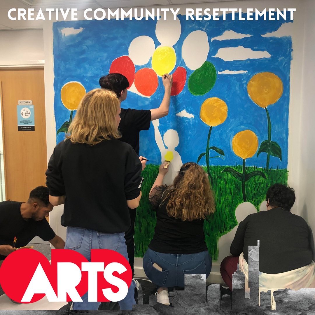 OddArtsUK's tweet photo. 🎈CREATIVE•COMMUNITY• RESETTLEMENT🎈supported care leavers from #Wigan over Oct half term to create this mural in memory of staff & care leavers they have lost over the last 2yrs 🎨 #oddarts @ace_thenorth @OneMcr #doylycartecharitabletrust #CreativeCommunityResettlement #CCR https://t.co/PRY94vrS9n