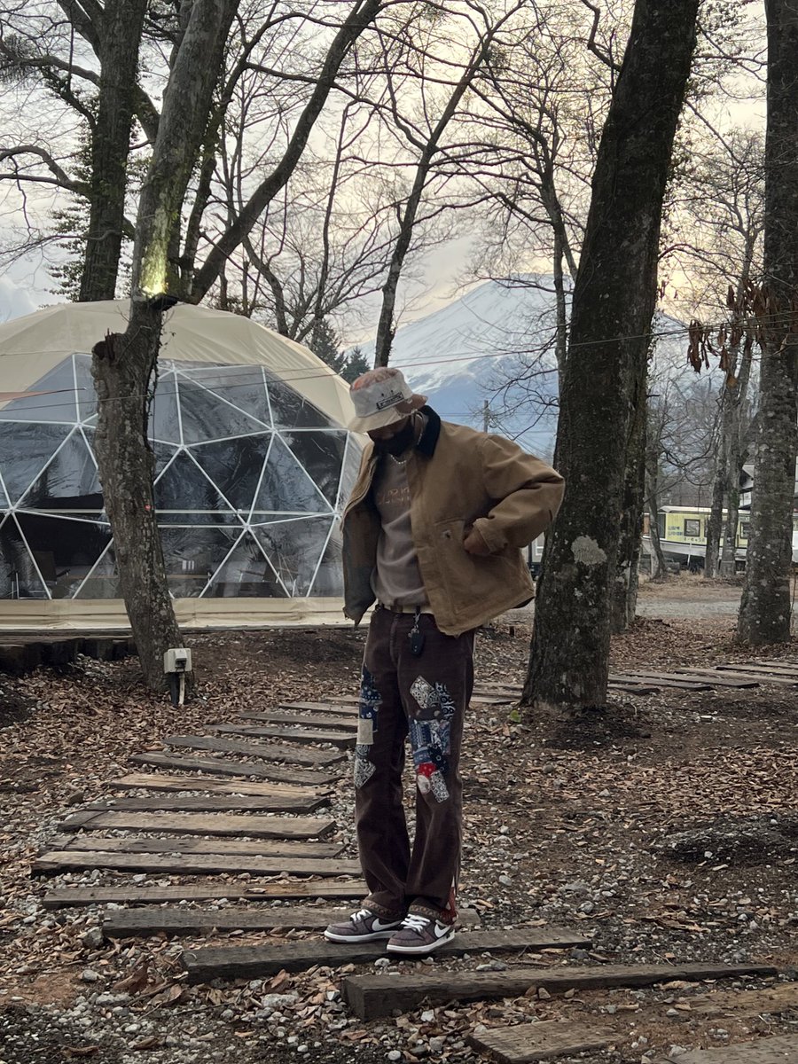 AtomNicholas's tweet photo. ブラウンペイズリー🧸🤎 https://t.co/6SJW2rzj20