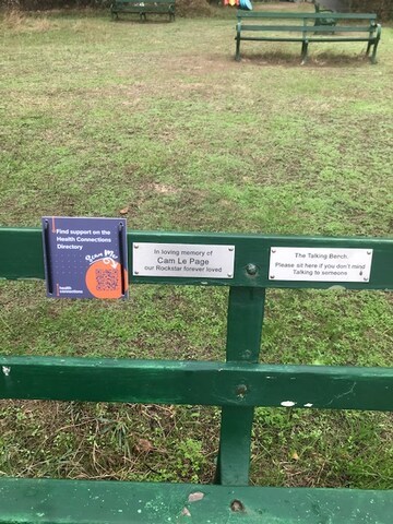 HealthConnectGG's tweet photo. Aileen Morgan had a #TalkingBench installed in memory of her son Cam Le Page who sadly took his own life at 28 in 2019, to encourage others to talk about their mental health.
We've now added a QR-coded plaque taking the user to our directory of support - https://t.co/OyOTpvQveh https://t.co/Ss0orEcJnp