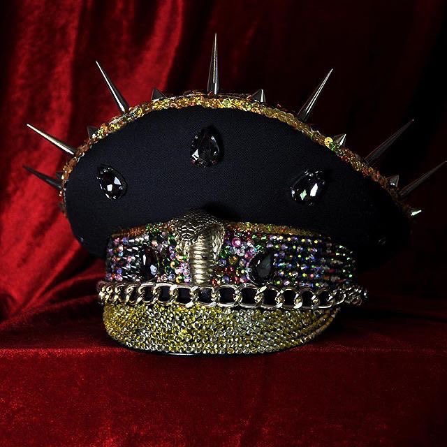 olenagrin's tweet photo. Festival Spiked Capitan Hat
#festivalseason #festivalfashion
#festivalvibes #festivalmakeup #festivallook #rave #ravefestival #texno #capitanhat #gofundme https://t.co/AeT9f01BbE