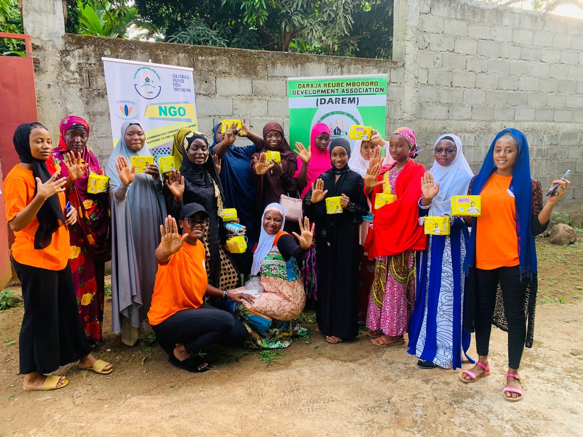 DAREM123456's tweet photo. Through partnership with COMAGEND and GLOBAL FUND FOR WOMEN, DAREM is championing the 16 Days Activism Against GBV by amplifying women and girls capacity in the fight against GBV.
#COMAGEND
#GLOBALFUNDFORWOMEN
#DAREM https://t.co/1M3dO2logt