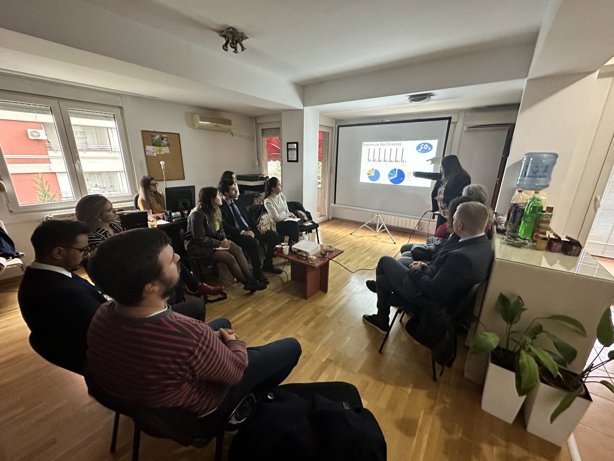 Faceproject2's tweet photo. The last visit of the day was organized to the Center for Climate Change . ♻️Detailed information was obtained about the scientific studies carried out by the center, which has been operating since 2008, in the fight against climate change. #climatechange #crisis  @ulusalajans https://t.co/qwFtL6nv2W