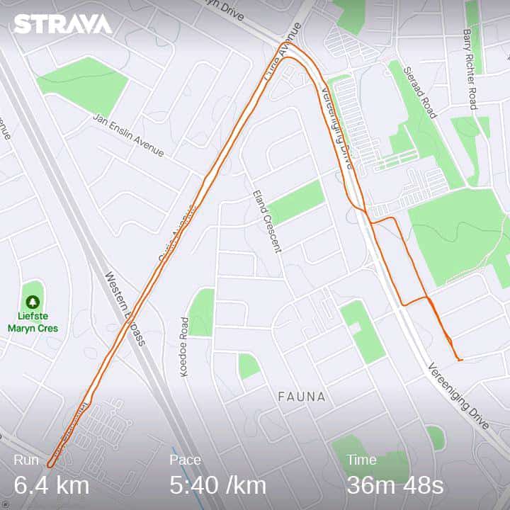 tello_rams's tweet image. Thursday morning happened 
#TSHABakoo 🏃🏃🏃
#double2021efforts 
#FetchYourBody2022 
#IChoose2BActive 
#ProgressoverEmotions
#RunningWithTumiSole 
#IPaintedMyRun