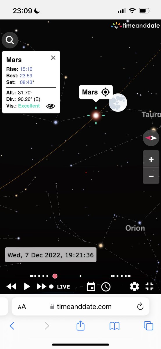 gregswimer's tweet photo. Beautiful clear view of #Mars just below the moon at 8pm last night whilst walking to the pub. https://t.co/m0v9JJubbo