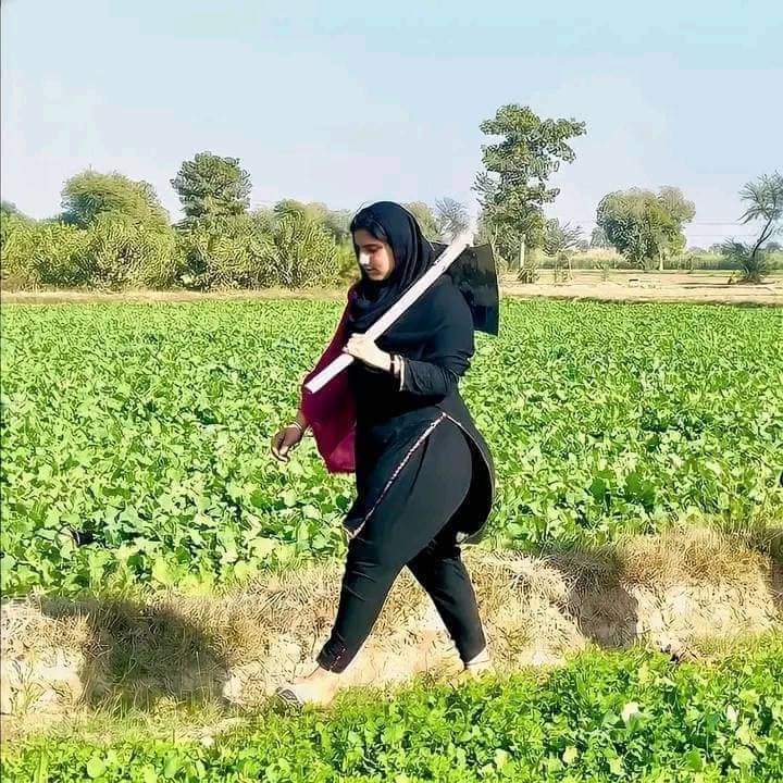 BigAuntylover's tweet image. Follow for more💖💖 #viralreels #fbreel #moreveiws #Fashion #arabic #job #fb #greatful #challenge #girlpower #hot #hotgirl #arabic #challenge #aunty #arabicgirl #dance #beautiful #fbreels #hotvideo #virlvideo#fbvirlreels