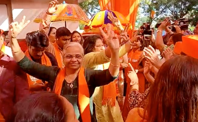 ndtvfeed's tweet photo. BJP MLA Who Called Bilkis Bano's Rapists "Sanskari" Winning In Gujarat https://t.co/RKv2wNUcwK https://t.co/3J2jHqh60F