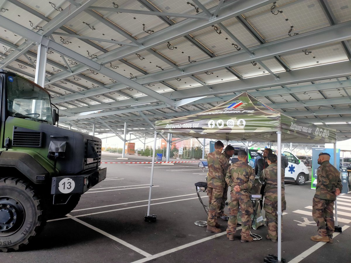 EmmanuelRieth's tweet photo. Ouverture de cette journée dédiée au Transport🚌🚚👍 organisée par @poleemploi_GE. Un beau démarrage déjà de 80 personnes présentes💪
#semainedutransport 
#tousmobilises https://t.co/seD9NS0Y26