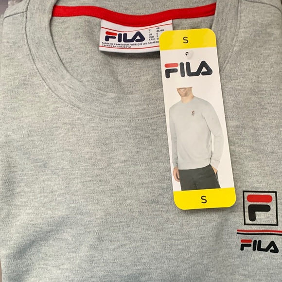 JordanConor5's tweet photo. So good I had to share! Check out all the items I'm loving on @Poshmarkapp #poshmark #fashion #style #shopmycloset #nike #fila: https://t.co/kw02ZUdMMP https://t.co/yAi39SC8ix