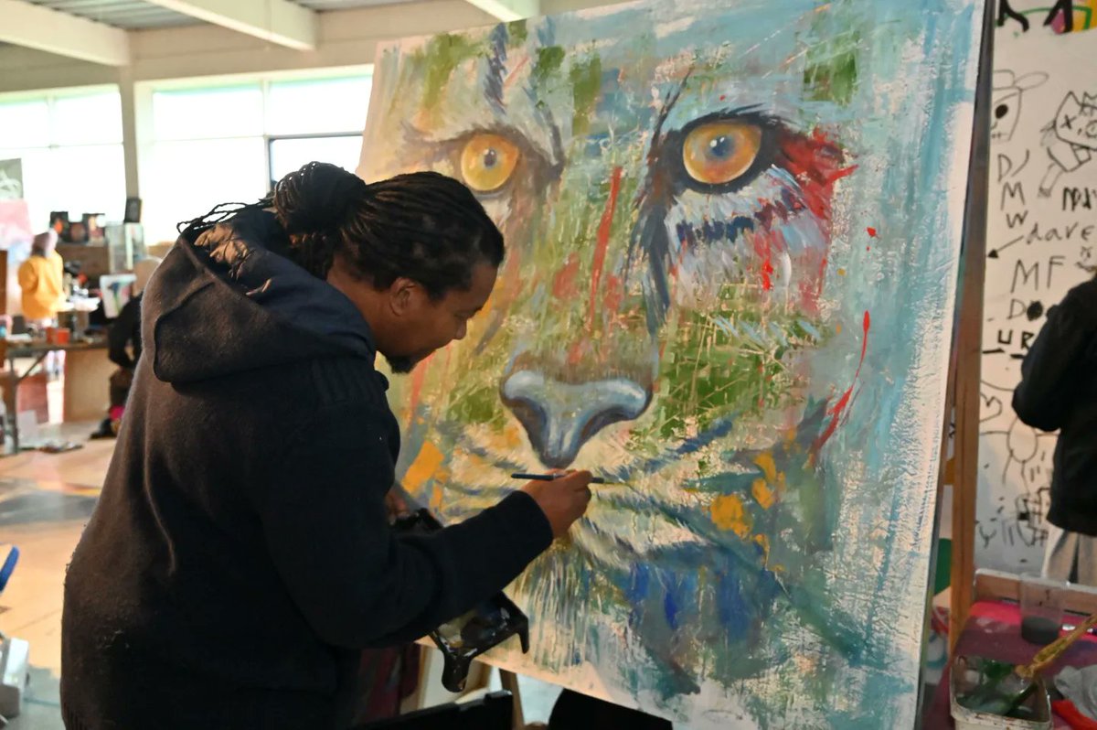 ArtofTonyNero's tweet photo. A couple of clicks by @miketheyokel from a couple of weeks ago at #Korpfest #looksliketonynero working on this big guy in acrylics. @Korporate #paintjam #Peterborough https://t.co/TfJWlrKs42