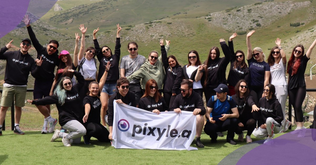 💥💪🏼Today, we are excited to announce closing a €1M seed round with <a href="/VenturesSc/">South Central Ventures</a> . With this investment we aim to accelerate our mission of helping fashion brands &amp; retailers improve their #sitesearch and #discovery. 

Check the full press release here: bit.ly/3P7XuWL