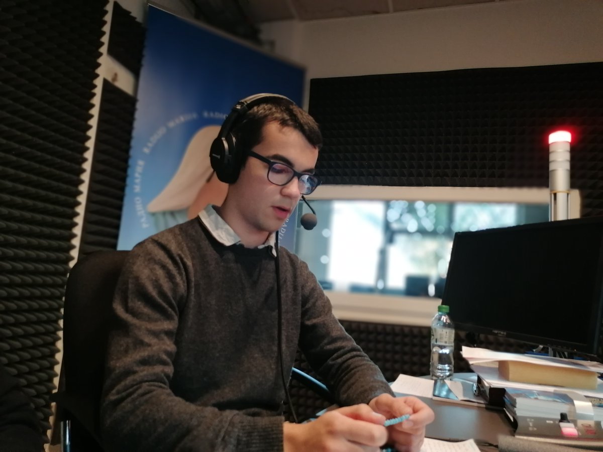 RadioMariaFr1's tweet photo. #MariaDON #RadioMariaFrance jour 2. #Chapelet en équipe... Très belle fête de l'#ImmaculeéConception !
Soutenez la radio de la #ViergeMarie !
https://t.co/WjO5z63FCv https://t.co/WHnGvTdYn7