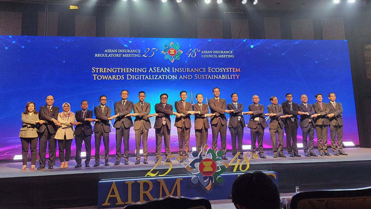 The Opening and the 25th ASEAN Insurance Regulators Meeting which I had the opportunity to present the progress report to the meeting as the current Chair of the ACSCC-DRFI, Bangkok, 07.12.2022
#IRC #Insurance #AIRM #ASEAN #Cambodia #2022BKK #Regulator #InsuranceRegulator